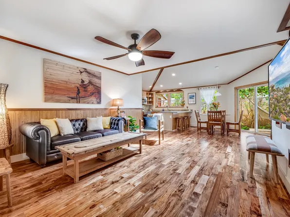 19 Hoku Pl, Paia, HI 96779