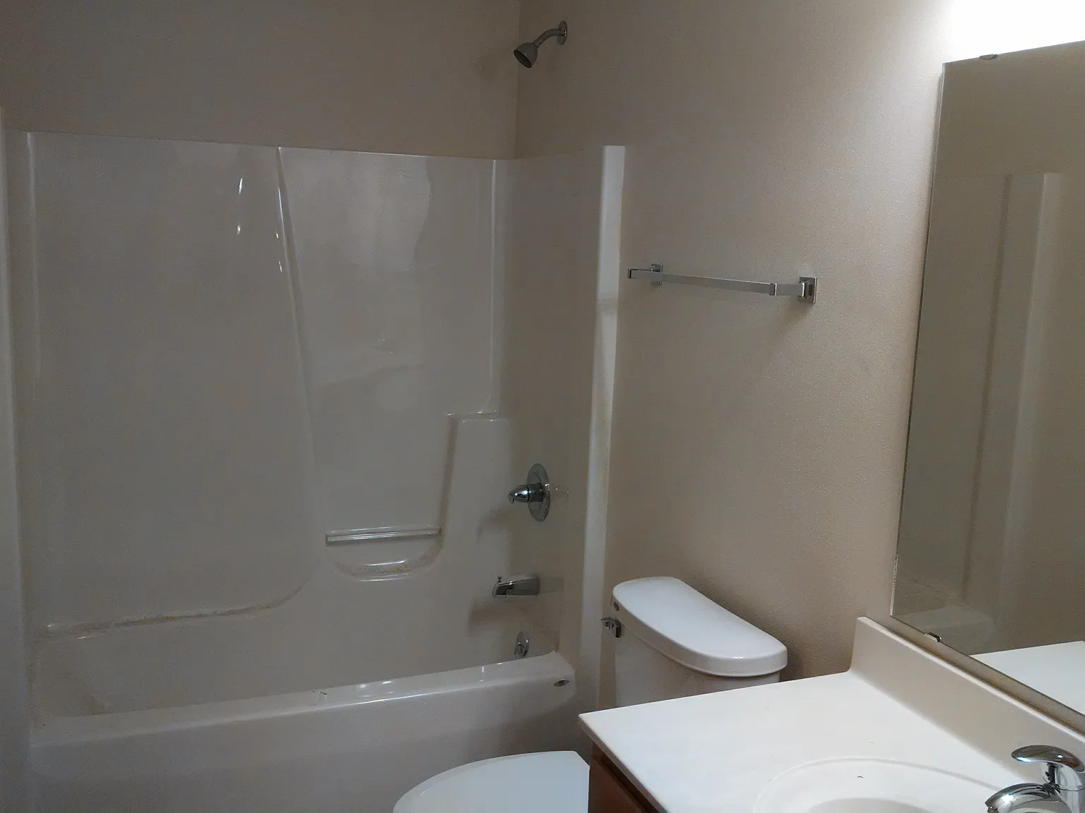 1528 West Main Street — Photo 3
