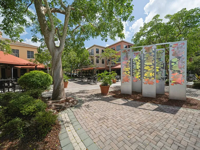 Central Gardens Grand — Photo 34