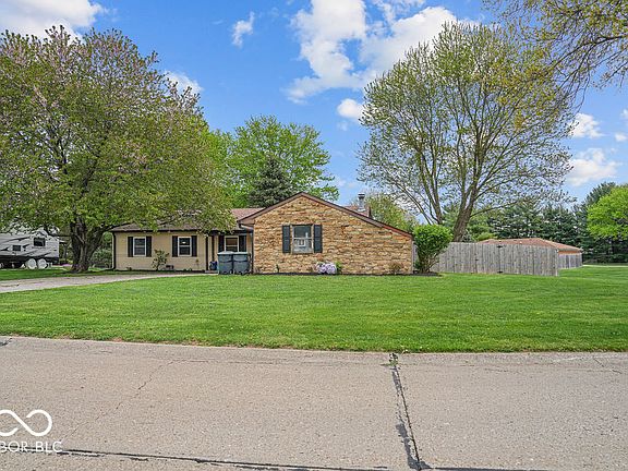 2nd image of 387 Pleasantview Blvd
