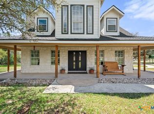 8139 Ozark Dr, San Marcos, TX 78666