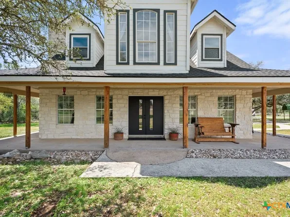 8139 Ozark Dr, San Marcos, TX 78666