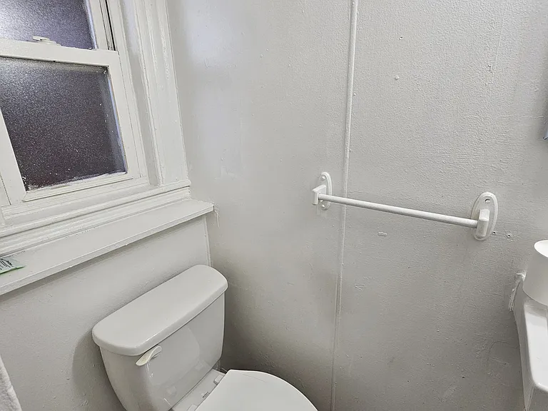 75 Clark St #5 — Photo 8