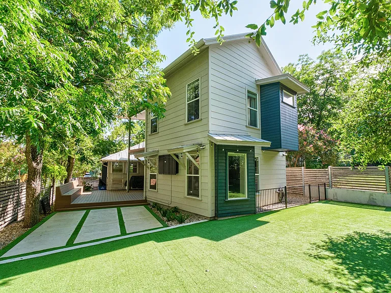 307 W Annie St — Photo 28