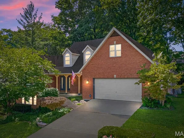 1029 Stonybrook Dr, O Fallon, IL 62269