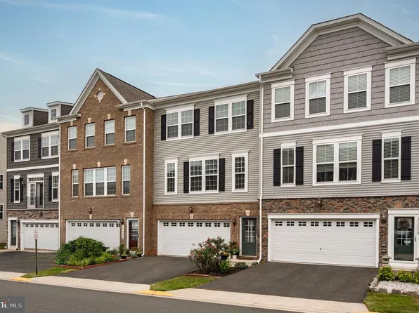 10606 Hinton Way, Manassas, VA 20112