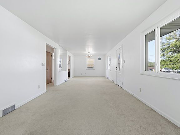 4th image of 5512 3rd St
