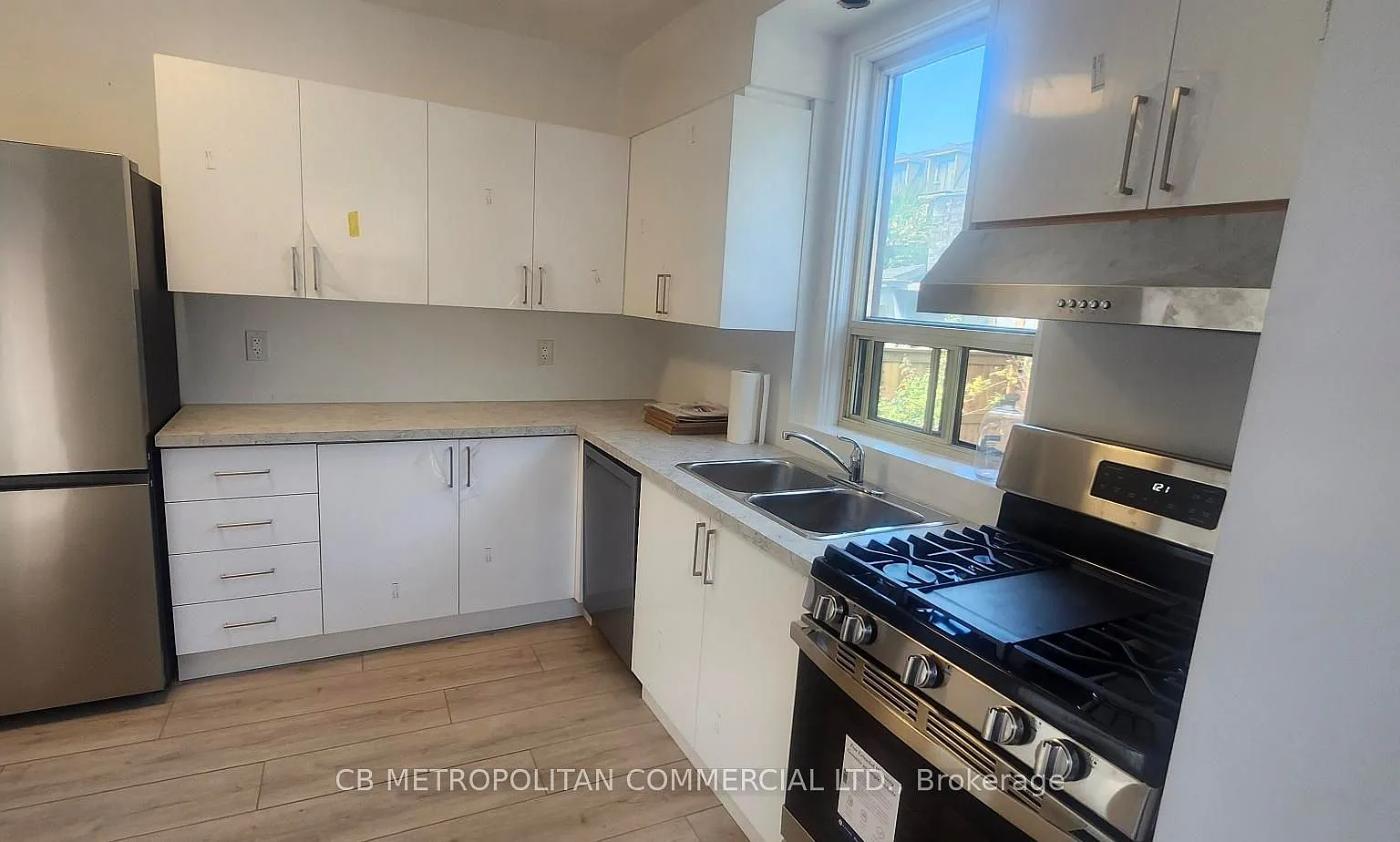 2 bed, $2,400 — Photo 3