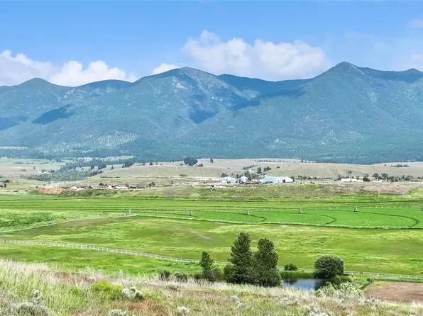 39 Hilltop Estates Dr, Eureka, MT 59917