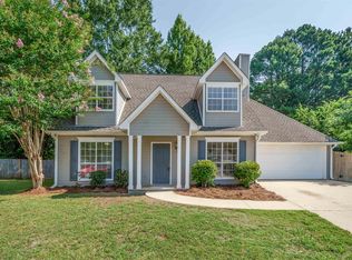 606 Laurel Woods Ct, Helena, AL 35080