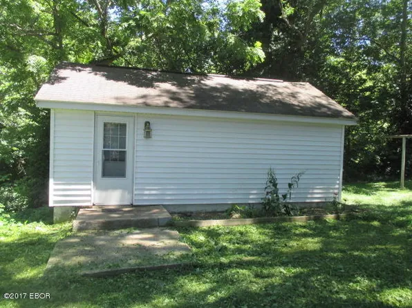 102 E Market St, Jonesboro, IL 62952