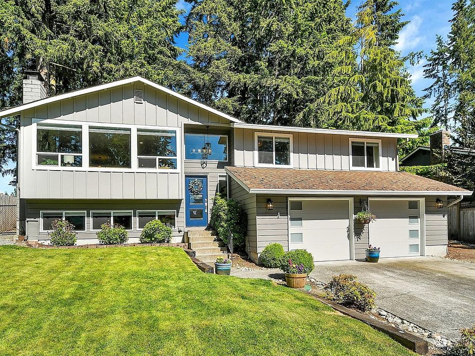 1st image of 21021 21st Avenue W
