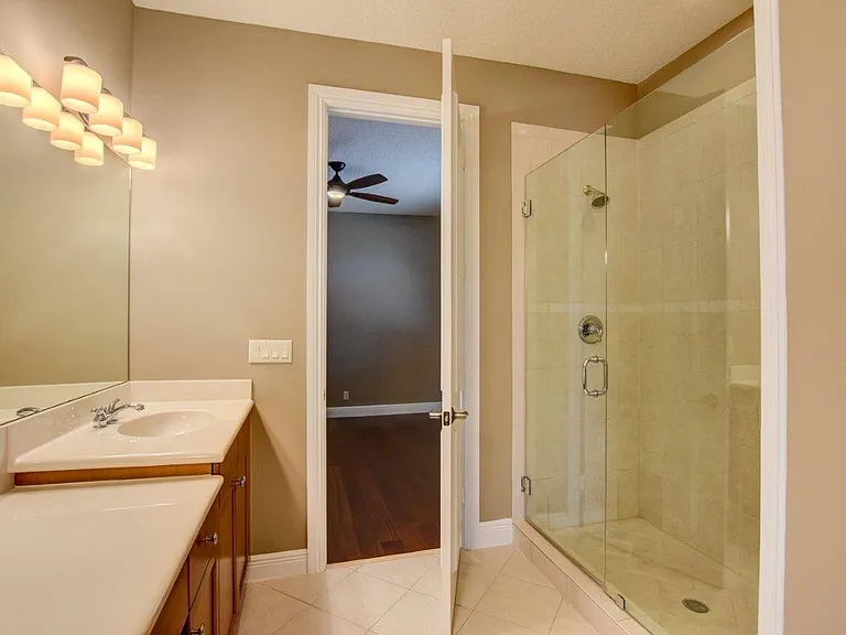 6669 Cobia Cir — Photo 49