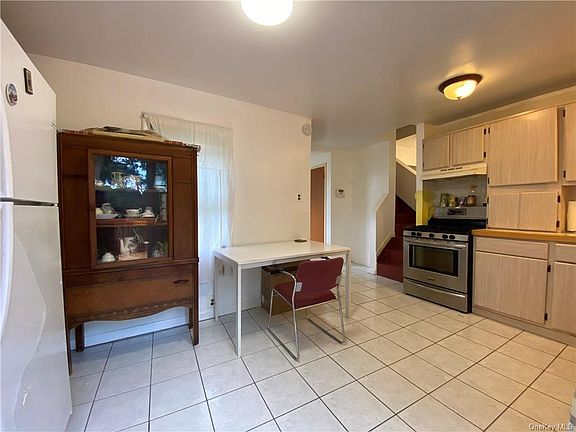4th image of 14-16 Woods Pl