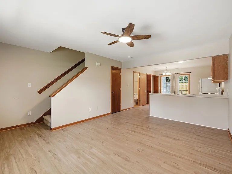 100 Pisgah Ct — Photo 3