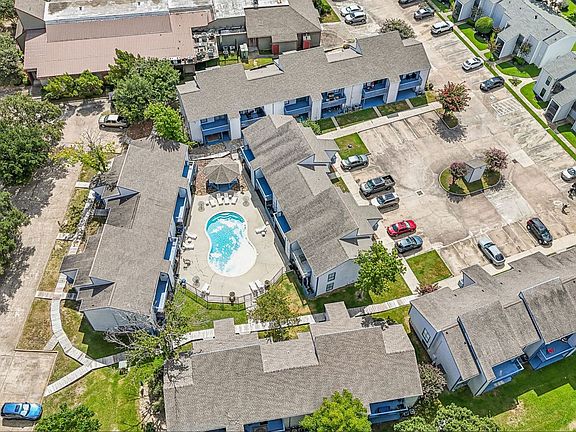 4th image of 13155 Walden Rd