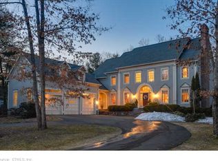 4 Kew Gdns, Farmington, CT 06032