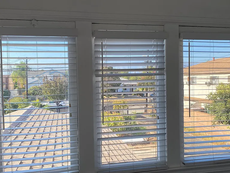 220 E Hellman Ave — Photo 17