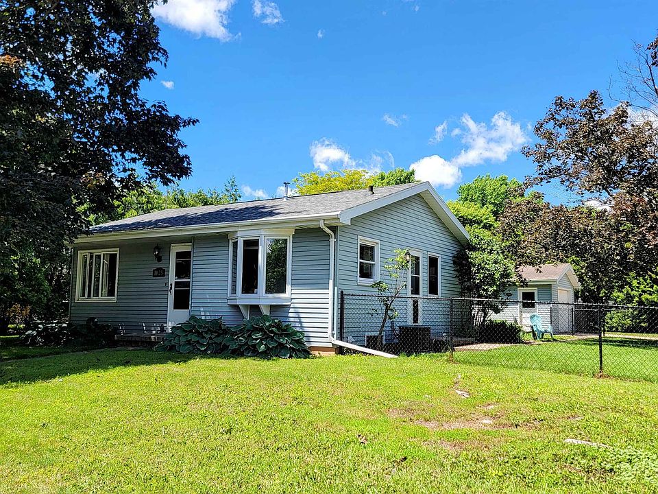 1st image of 1025 Oxford Ct
