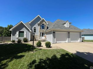 6100 SW 40th Ter, Topeka, KS 66610