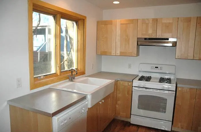 14 Nash St — Photo 2