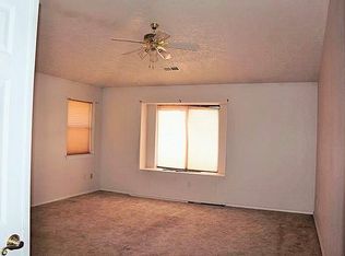 1504 34th Cir SE, Rio Rancho, NM 87124