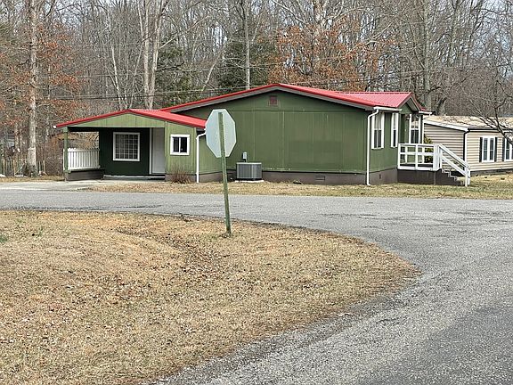Distant view of side of house.