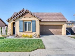 3369 N Hornet Ave, Fresno, CA