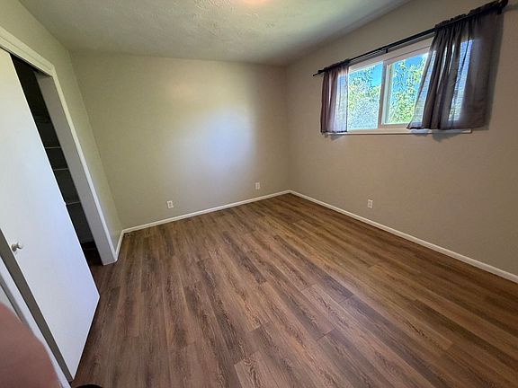 3rd image of 60 E Dogwood St