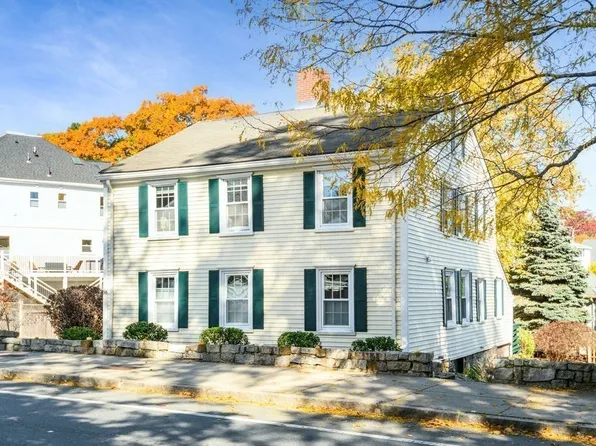 90 Hale St, Beverly, MA 01915