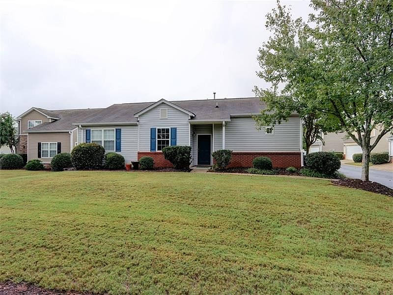 1st image of 432 W Oaks Trl