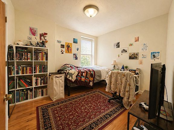 5th image of 2036 Mass Ave APT 1