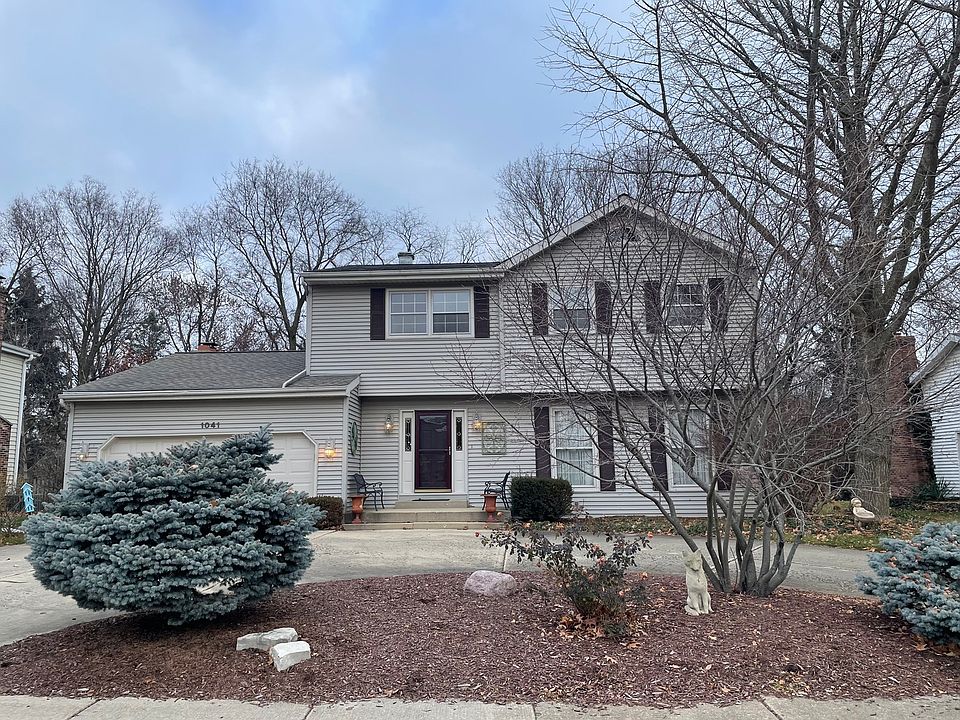 1041 Shabbona Trl, Batavia, IL 60510 Zillow
