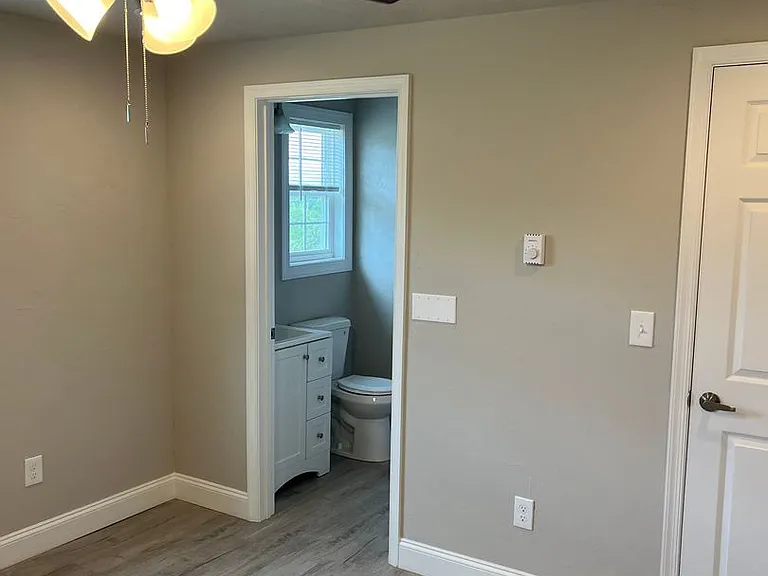 Salem Run Apartments - Phase 1 — Photo 34