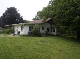 19339 Shedd Rd, New Buffalo, MI 49117