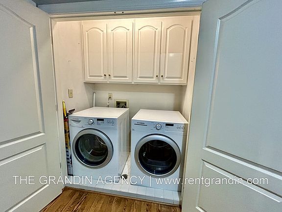 2nd image of 4453 Brentwood Ct