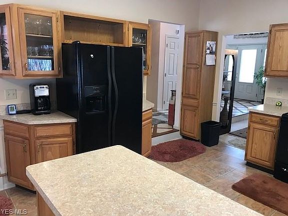 4th image of 7576 Pleasant Run Dr