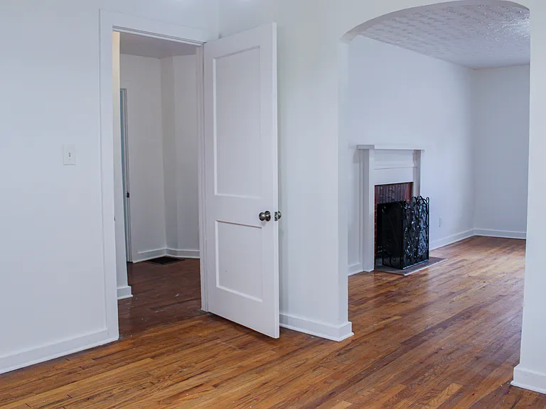 2155 Brown St SW — Photo 3