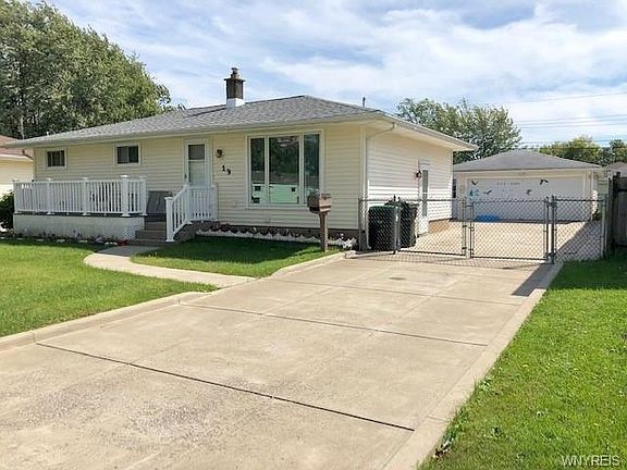 2nd image of 19 Coshway Pl