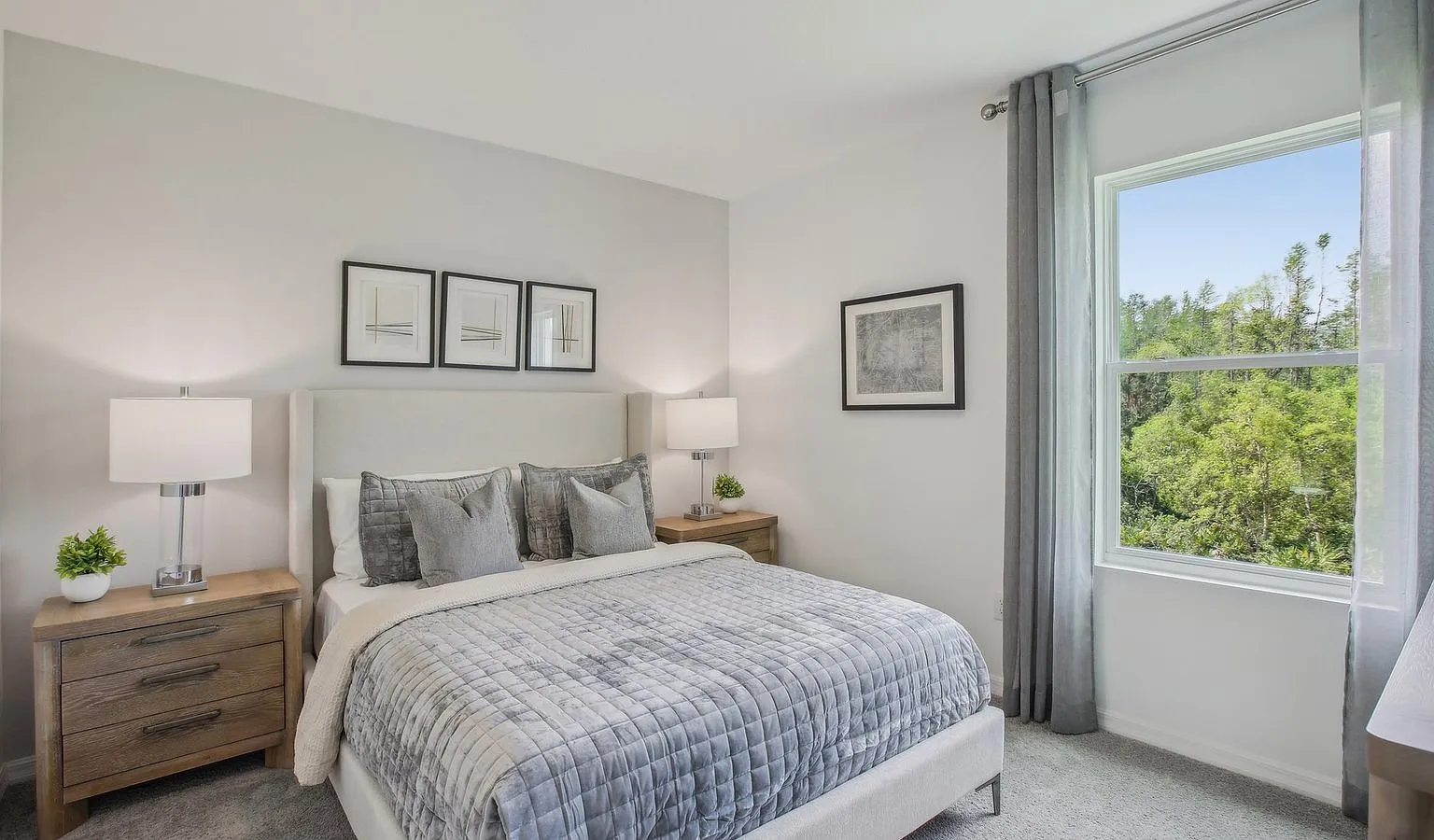 4 bed, 2305 sqft, $800 — Photo 1