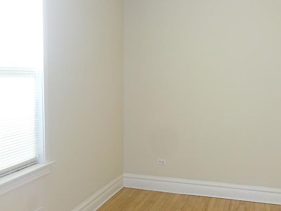 5th image of 5527 W 24th St #2