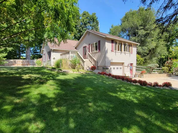 4633 Treat Hwy, Adrian, MI 49221