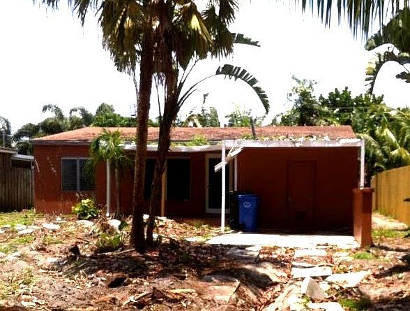 1st image of 5449 NE 5th Ave