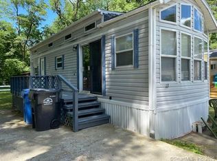 13 R And R Park, Killingly, CT 06241