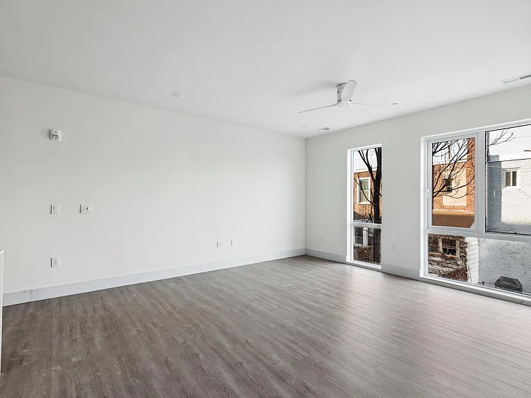 1221 E Fletcher St #212A — Photo 22