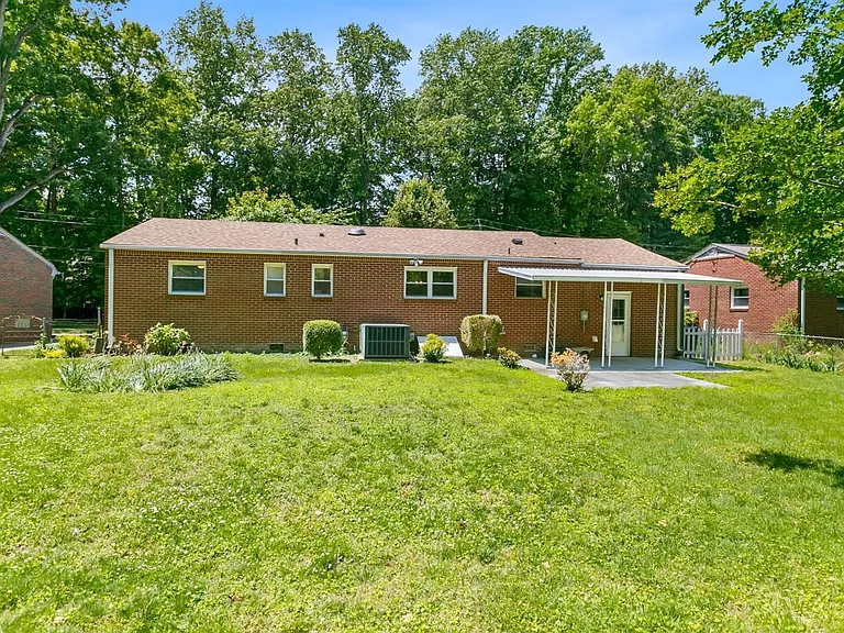 208 Longhill Rd — Photo 31
