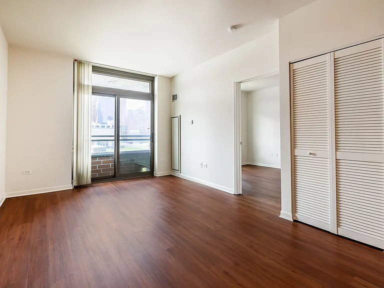 Astoria Tower — Photo 33