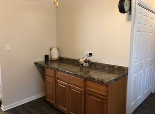 1033 Parkview Ave, Chicago Heights, IL 60411