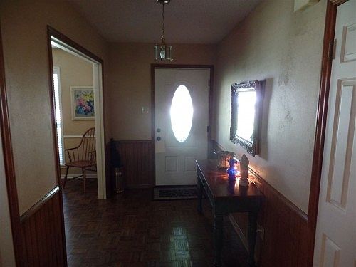 3rd image of 410 Juanita St
