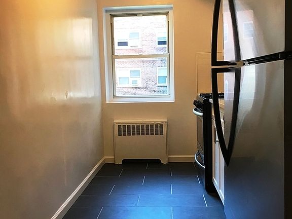 5th image of 42-40 212th St #Bb1